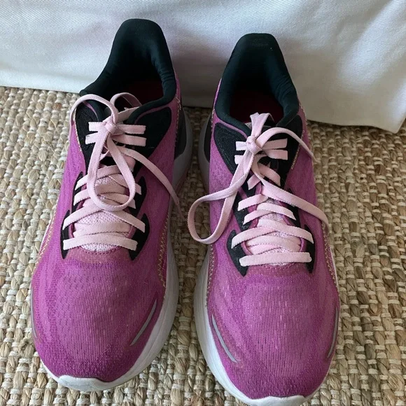 Saucony Women's PWRRUN - Picture 1 of 8